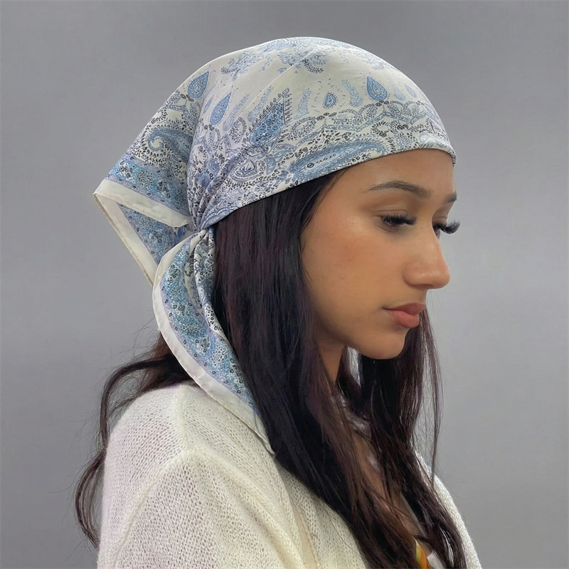 Luxury Printing Silk Square Sc - Ascot Neck Scarf recensie en prijs