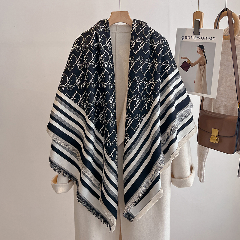 Elegant Striped Design Scarf I - Woven Scarf Blanket recensie en prijs