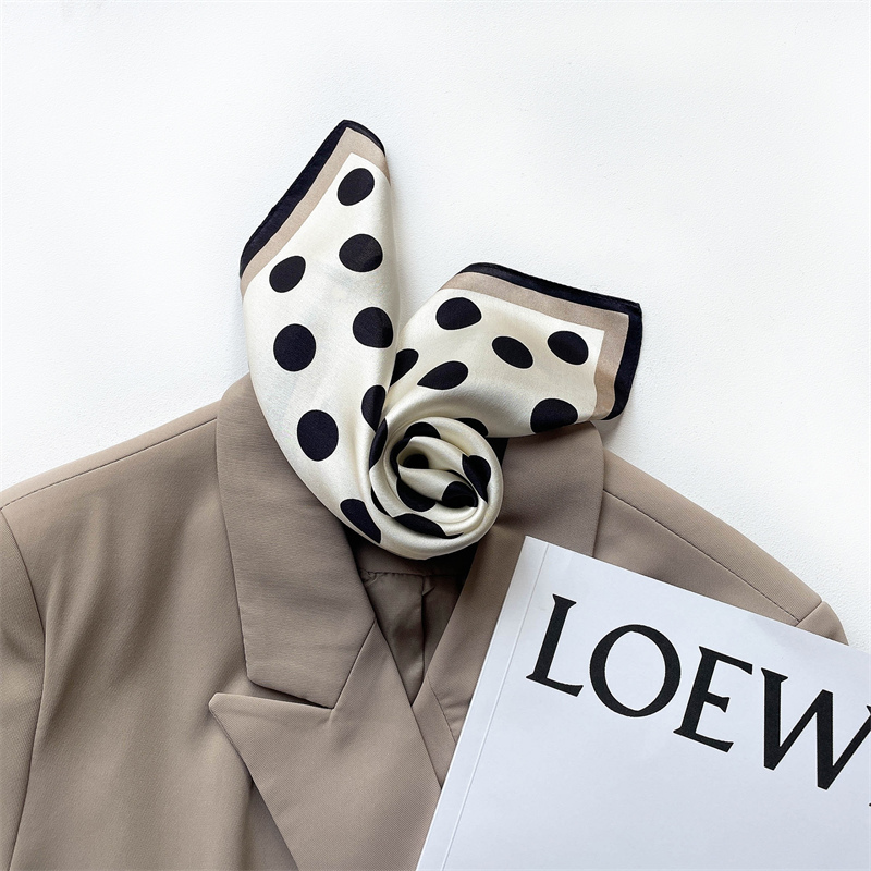 2024 New Pure Silk Scarf Small - Ascot Neck Scarf recensie en prijs