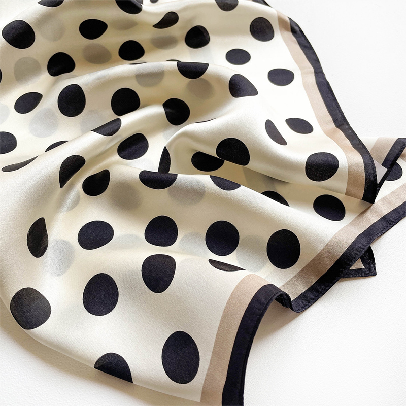 2024 New Pure Silk Scarf Small - Ascot Neck Scarf recensie en prijs