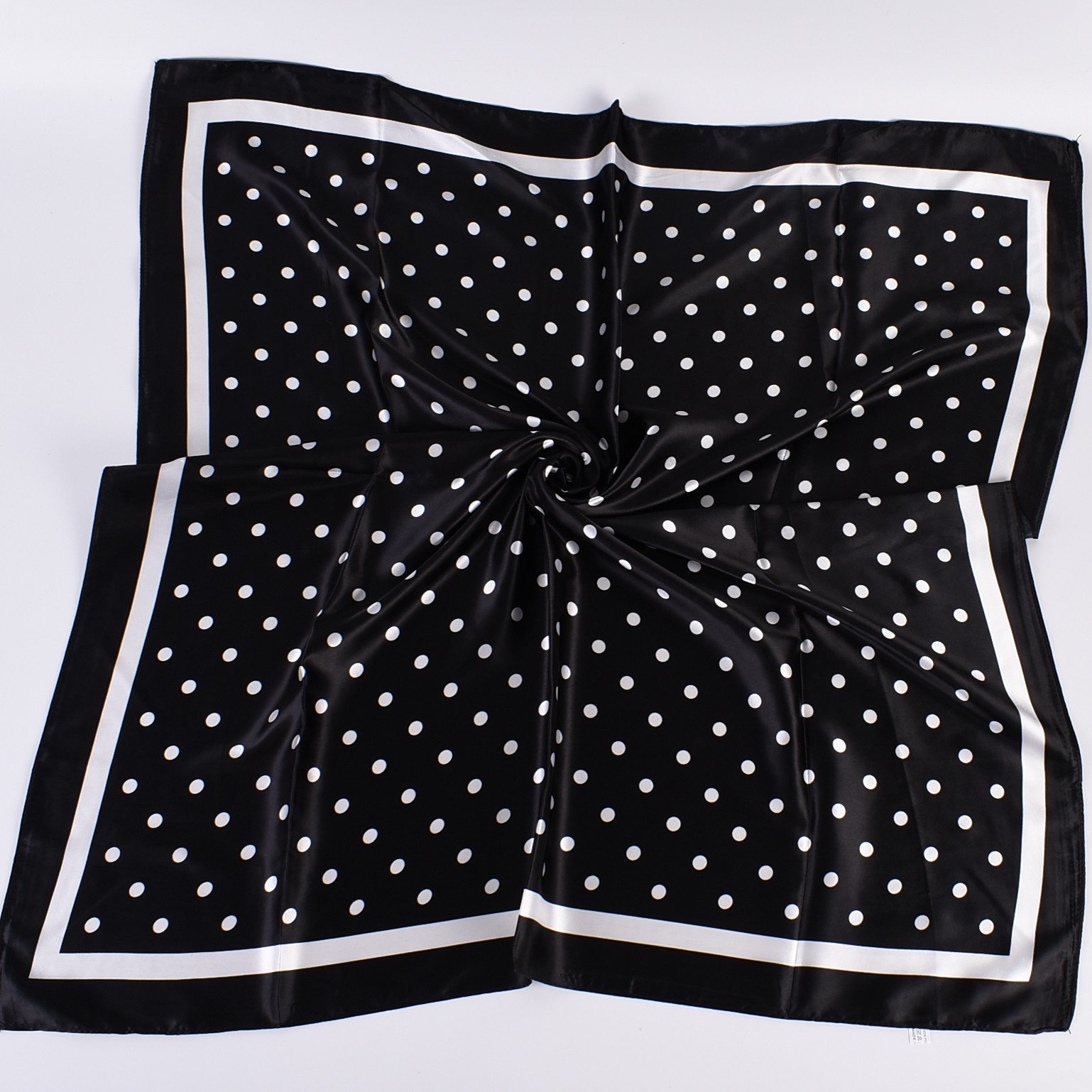 Summer new fashionable tempera - Scarf Silk Square recensie en prijs
