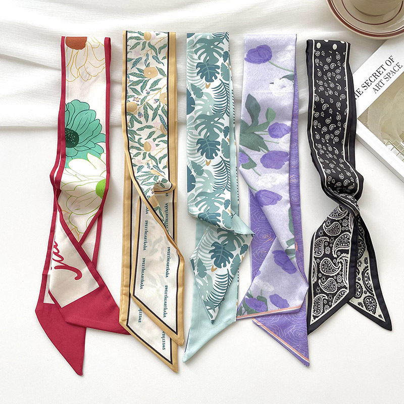 New luxury Brand Model Small S - Ascot Neck Scarf recensie en prijs